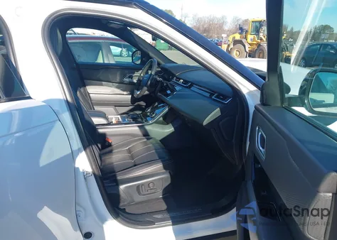 2020 Land Rover Range Rover Velar P250 S z USA, uszkodzony, nr VIN SALYB2EX7LA238806